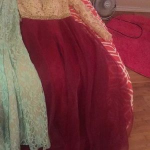 3 prom dresses !! plz they need to go!!!